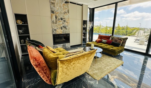 Brukt - Villa -
Las Colinas Golf - Costa Blanca