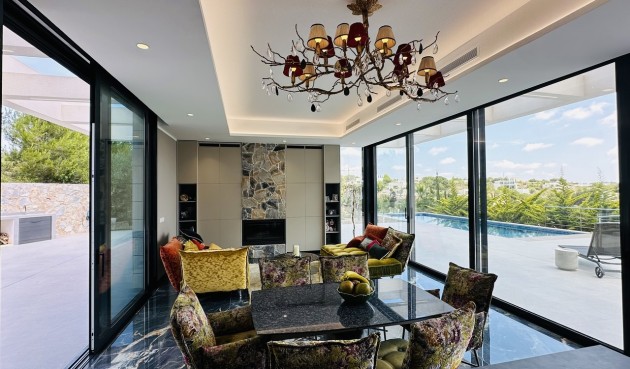 Brukt - Villa -
Las Colinas Golf - Costa Blanca