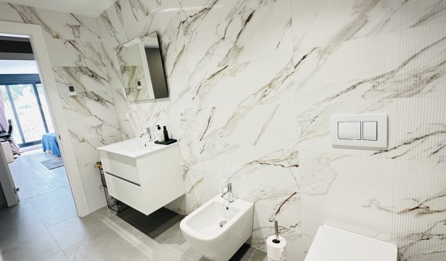 Brukt - Villa -
Las Colinas Golf - Costa Blanca