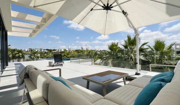 Brukt - Villa -
Las Colinas Golf - Costa Blanca