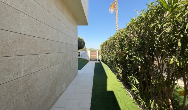 Resale - Villa -
Orihuela - Inland