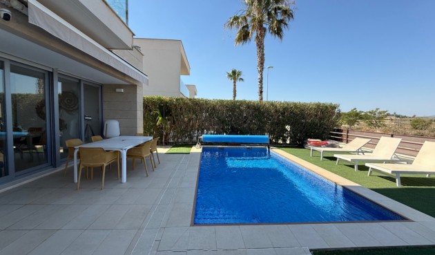 Resale - Villa -
Orihuela - Inland