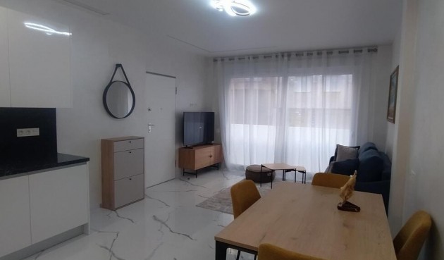 Resale - Apartment -
Torrevieja - Playa del Cura