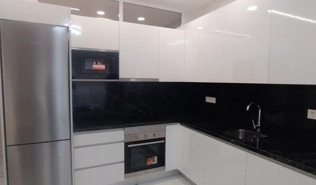 Resale - Apartment -
Torrevieja - Playa del Cura