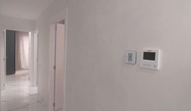 Resale - Apartment -
Torrevieja - Playa del Cura