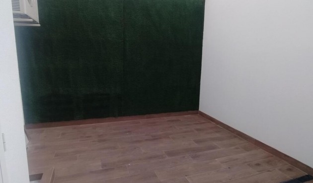 Resale - Apartment -
Torrevieja - Playa del Cura