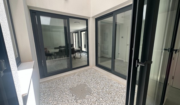 Resale - Villa -
San Miguel de Salinas - Inland