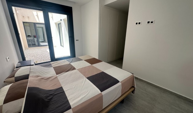 Resale - Villa -
San Miguel de Salinas - Inland