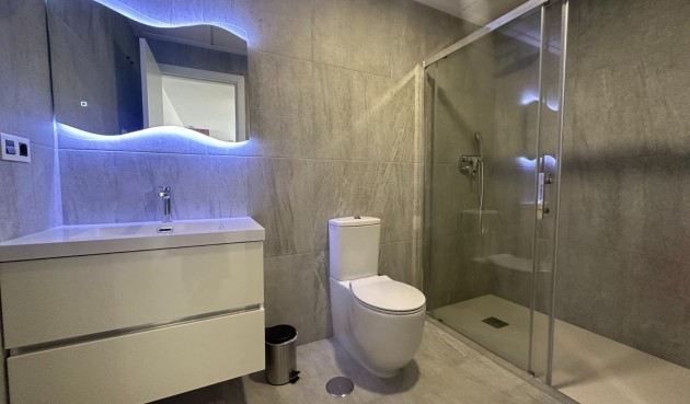 Resale - Villa -
San Miguel de Salinas - Inland