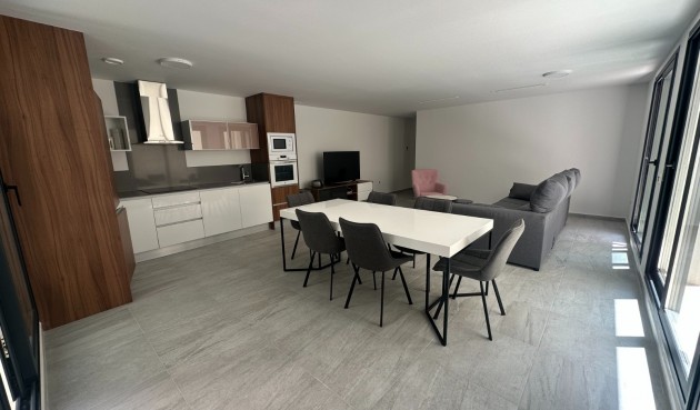 Resale - Villa -
San Miguel de Salinas - Inland