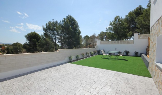 Resale - Villa -
La Nucía - Costa Blanca