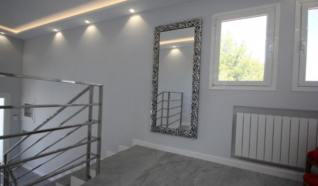 Resale - Villa -
La Nucía - Costa Blanca