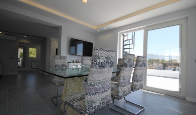 Resale - Villa -
La Nucía - Costa Blanca