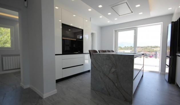 Resale - Villa -
La Nucía - Costa Blanca