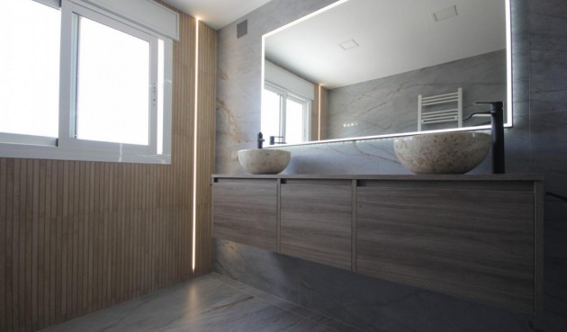 Resale - Villa -
La Nucía - Costa Blanca