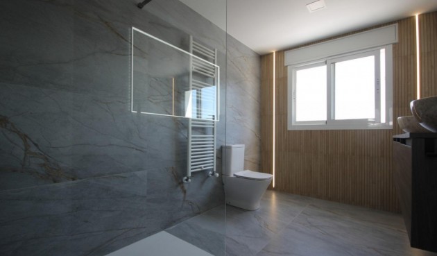 Resale - Villa -
La Nucía - Costa Blanca