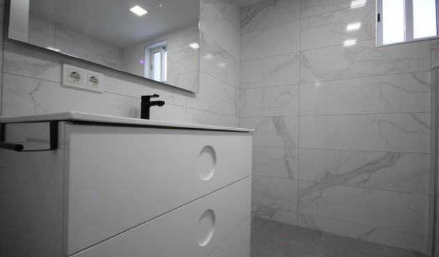 Resale - Villa -
La Nucía - Costa Blanca