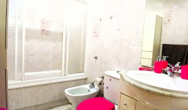 Resale - Apartment -
Torrevieja - Playa del Cura