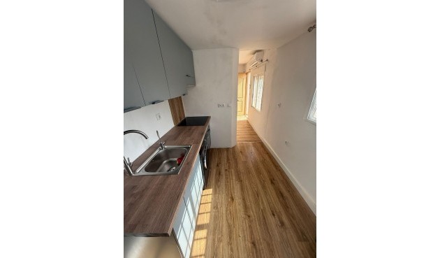 Återförsäljning - Town House -
Torrevieja - La Siesta - El Salado - Torreta