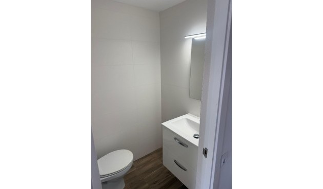 Återförsäljning - Town House -
Torrevieja - La Siesta - El Salado - Torreta