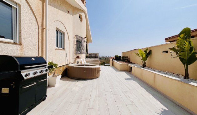 Resale - Villa -
San Miguel de Salinas - Inland