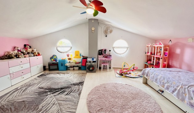 Resale - Villa -
San Miguel de Salinas - Inland