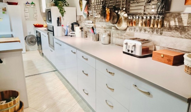 Resale - Duplex -
Torrevieja - Acequion