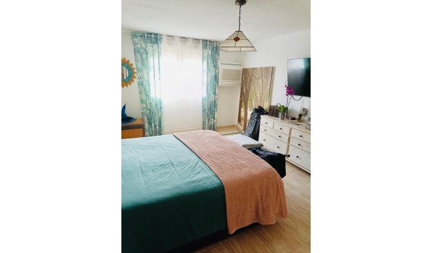 Resale - Duplex -
Torrevieja - Acequion