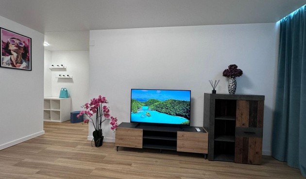 Resale - Apartment -
Torrevieja - Estacion De Autobuses