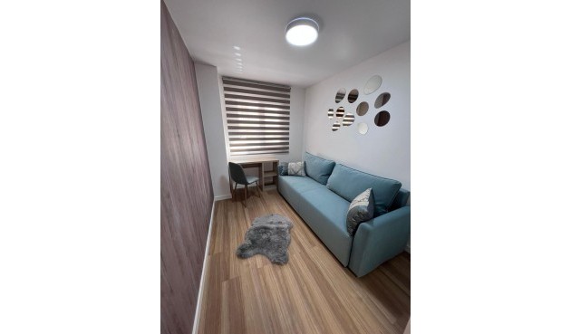 Resale - Apartment -
Torrevieja - Estacion De Autobuses