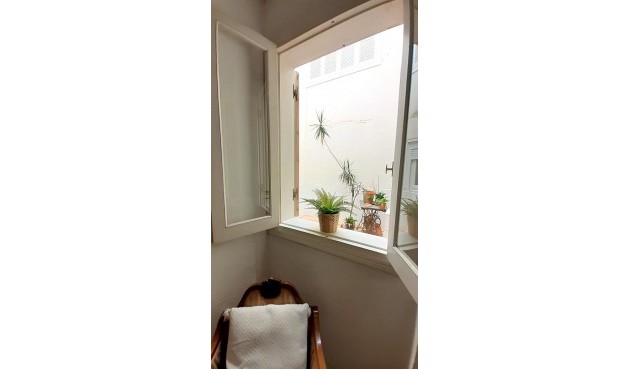 Resale - Apartment -
Torrevieja