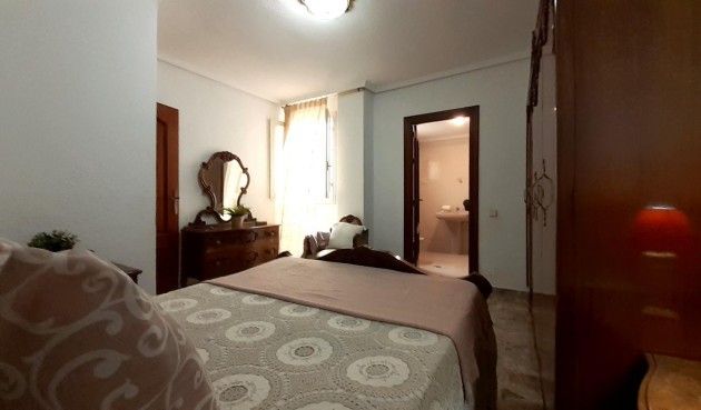 Resale - Apartment -
Torrevieja