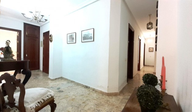 Resale - Apartment -
Torrevieja