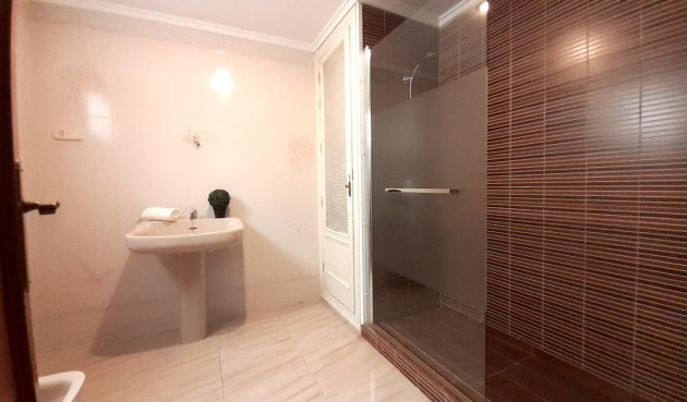 Resale - Apartment -
Torrevieja