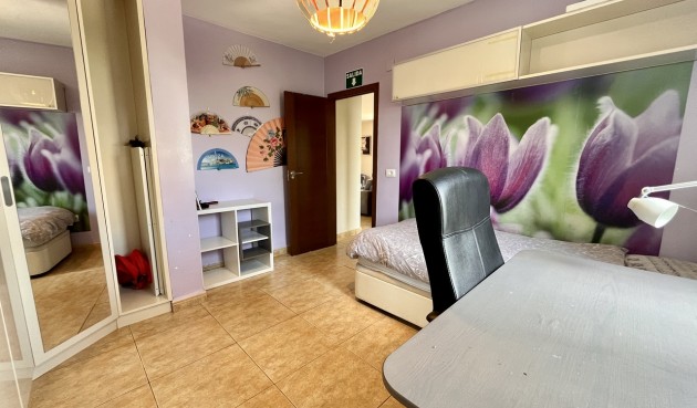 Återförsäljning - Villa -
La Zenia - Costa Blanca