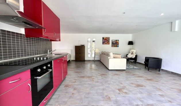 Återförsäljning - Villa -
La Zenia - Costa Blanca