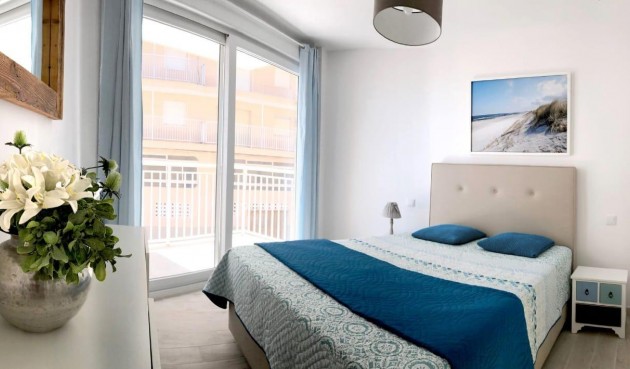 Resale - Apartment -
Guardamar del Segura - Guardamar Playa