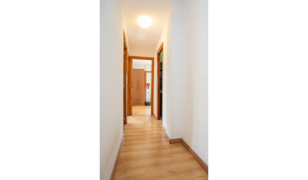 Resale - Apartment -
Torrevieja - El Acequión - Los Náufragos