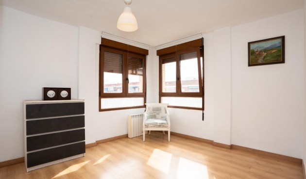 Resale - Apartment -
Torrevieja - El Acequión - Los Náufragos