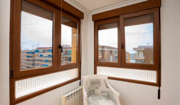 Resale - Apartment -
Torrevieja - El Acequión - Los Náufragos