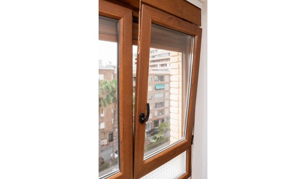 Resale - Apartment -
Torrevieja - El Acequión - Los Náufragos