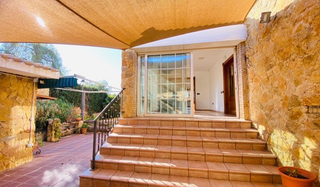 Reventa - Villa -
Orihuela Costa - La Florida