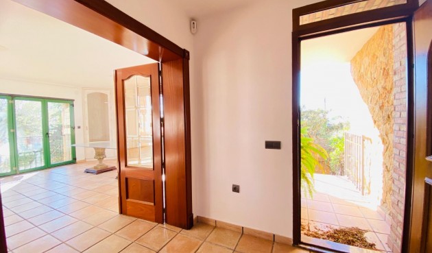 Reventa - Villa -
Orihuela Costa - La Florida