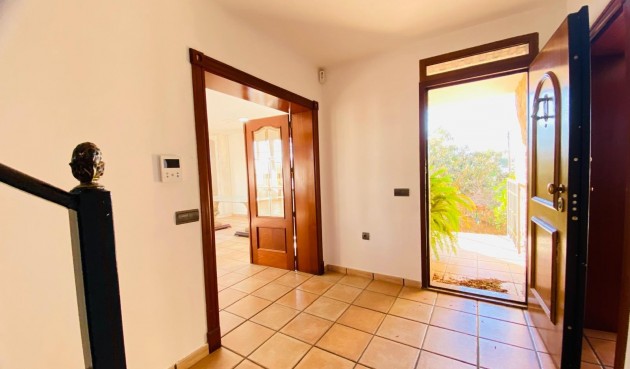 Reventa - Villa -
Orihuela Costa - La Florida