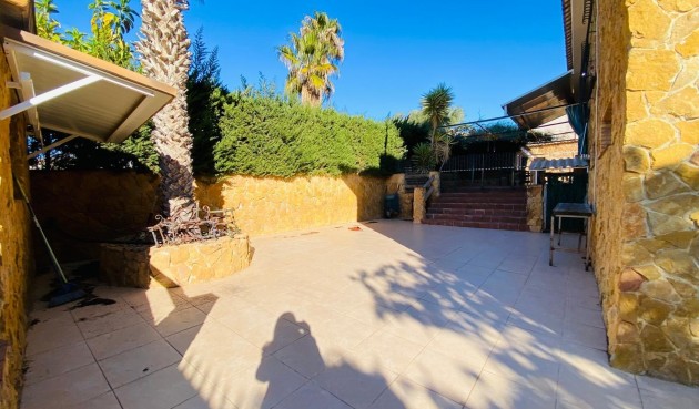 Reventa - Villa -
Orihuela Costa - La Florida