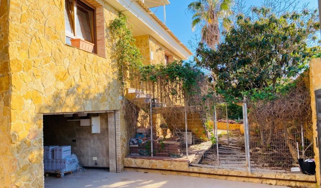 Reventa - Villa -
Orihuela Costa - La Florida