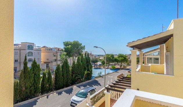 Reventa - Villa -
Orihuela Costa - Costa Blanca