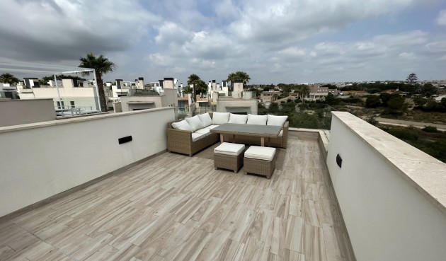 Brukt - Villa -
Cabo Roig - Costa Blanca