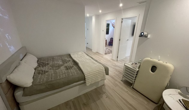 Brukt - Villa -
Cabo Roig - Costa Blanca