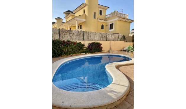 Reventa - Semi Detached -
Villamartin